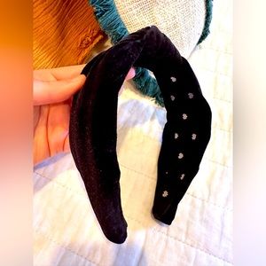 Lele Sadoughi black velvet headband